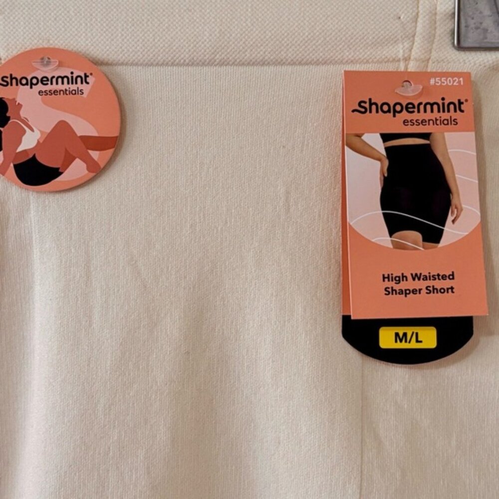 •SOLD•| Shapermint| NEW Light Nude High Waisted Shaper Shorts Shapewear Sz M/L - Picture 2 of 4